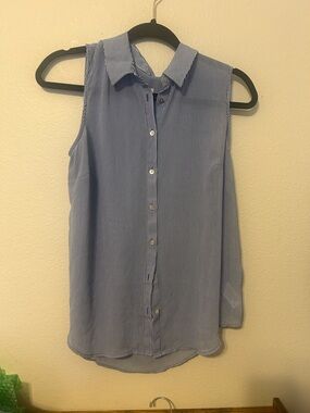 a new day Blue and White Pinstripe Sleeveless Button-Down Shirt Womens size L